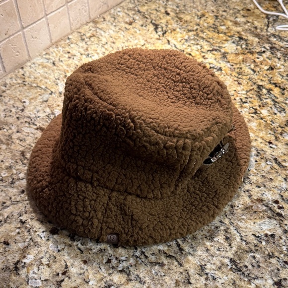 lululemon athletica Accessories - lululemon athletica Chocolate Fleece Hat